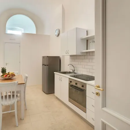 Bed and breakfast Nonna Jole 4*