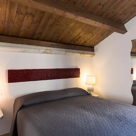 Nonna Jole Bed & Breakfast 4*