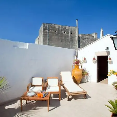 Nonna Jole Bed & Breakfast 4*